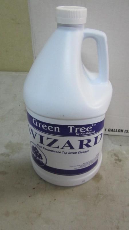4-1 Gallon Green Tree Wizard Soluti...