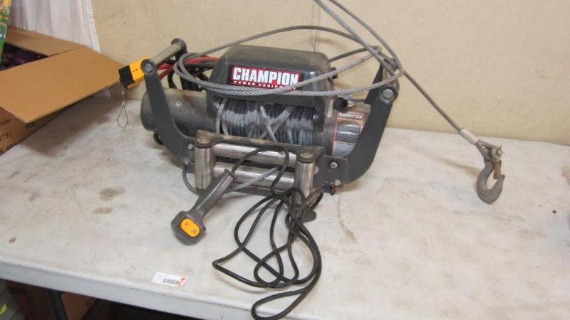 Champion 10k 12v winch on reciever ...