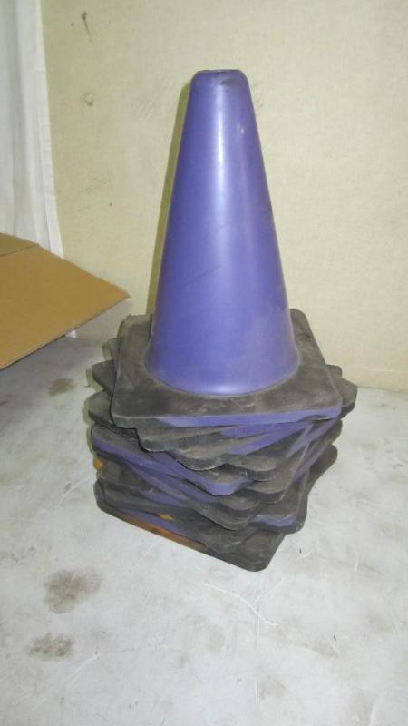 13 small cones...