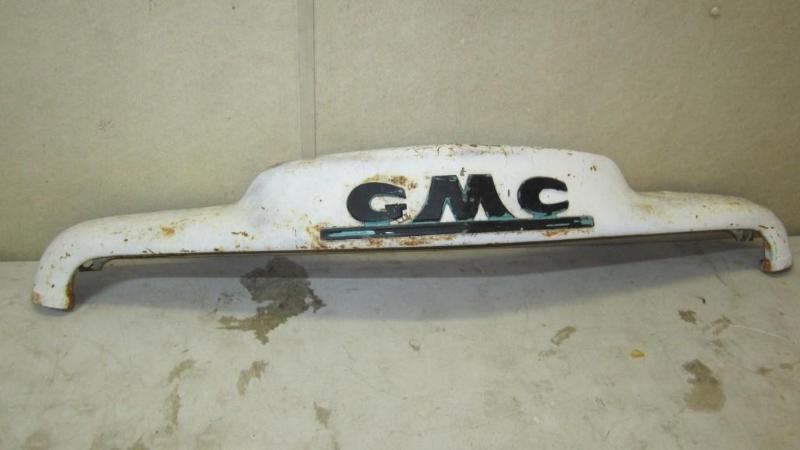 53 GMC Grill Upper Bar, rust free m...