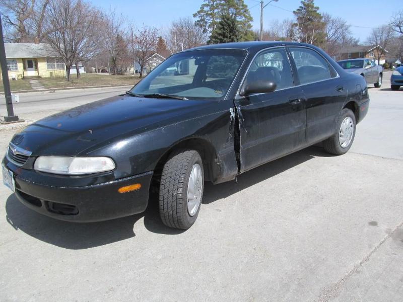 lot 1 image: Year 1996 Make Mazda Model 626 V...