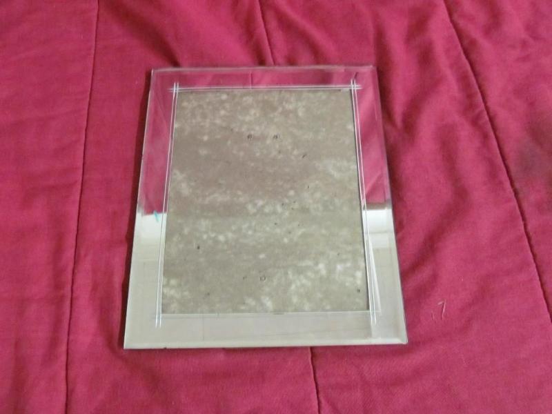 lot 104 image: Art Deco mirrored frame...