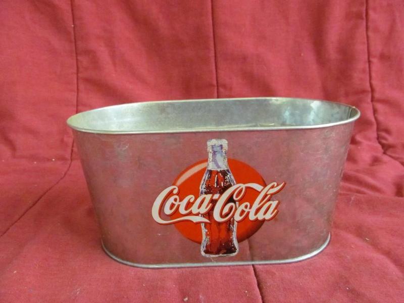 lot 146 image: Coca Cola Oval Tub Tin...
