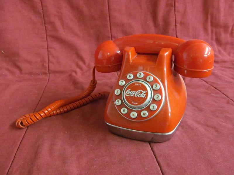 lot 151 image: Coca cola Desk Phone...