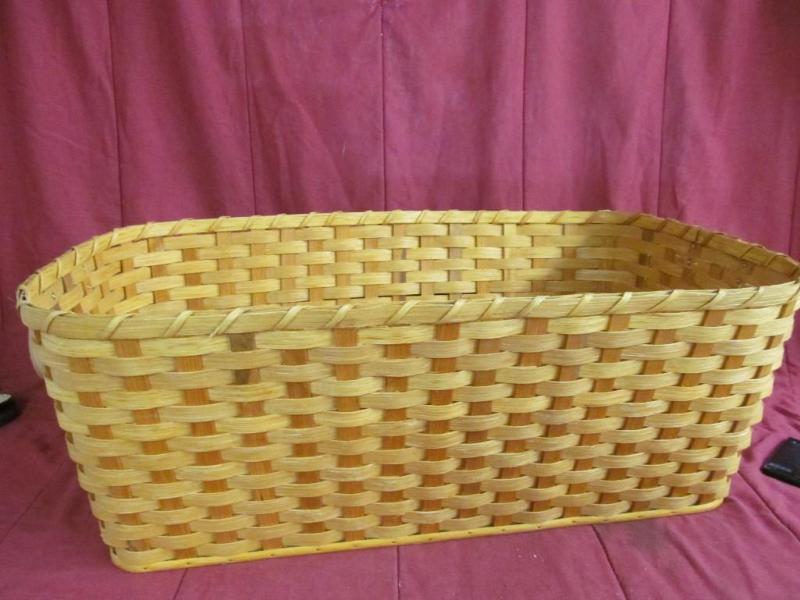 lot 166 image: Handmade Basket 17" x 32"...