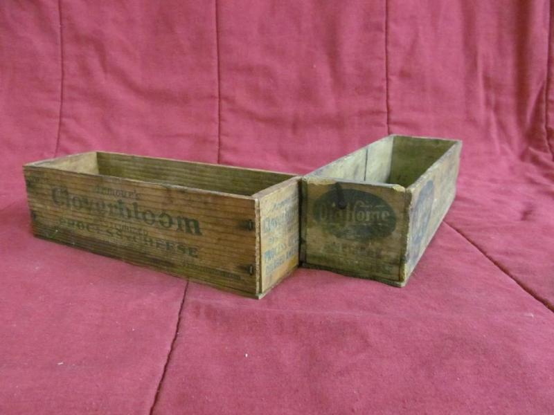 lot 179 image: Old Home and Cloverbloom Cheese Box...