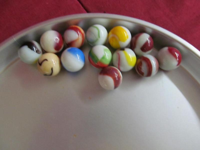 lot 18 image: 13 - 1" Shooters...