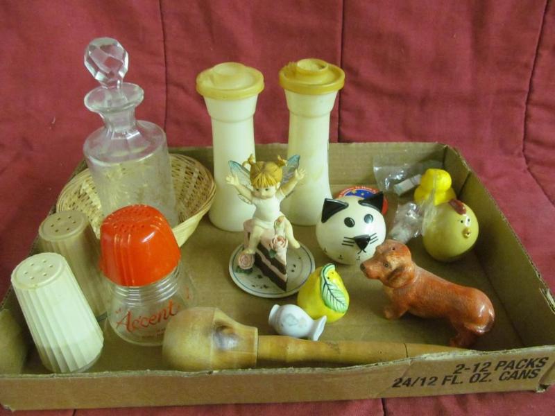 lot 188 image: Box of shakers, tupperware salt and...