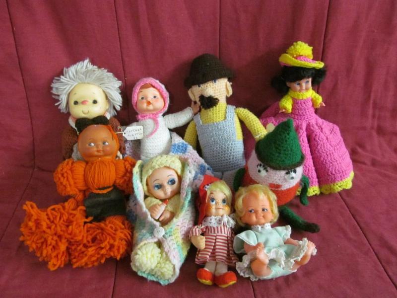 lot 232 image: Hand Crochet Dolls...