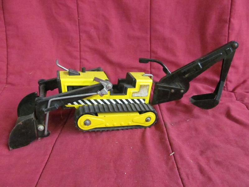 lot 237 image: Backhoe Dozer Metal...