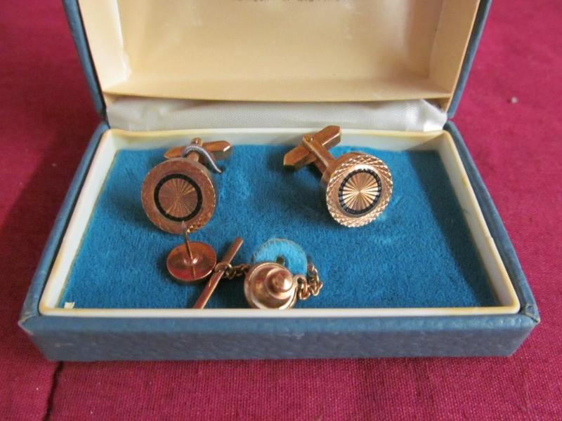 lot 79 image: Gold Cuff Links & Tie Tack -- S...