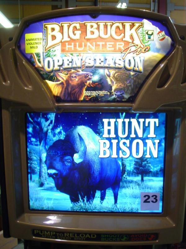 lot 3 image: BIg Buck Hunter Open Season in Horn...