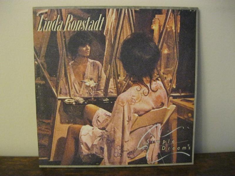 lot 150 image: Linda Ronstadt&nbspSimple Dreams R...