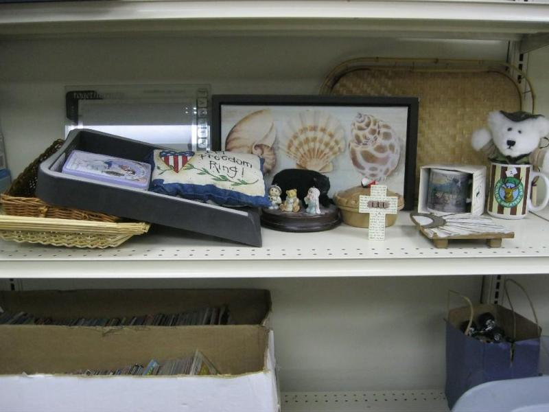 lot 181 image: Large Misc. Lot With New Coffee Cup...