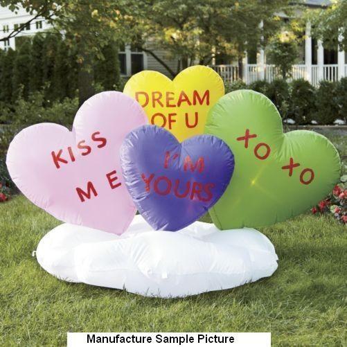lot 44 image: Inflatable Conversation Hearts - Ou...