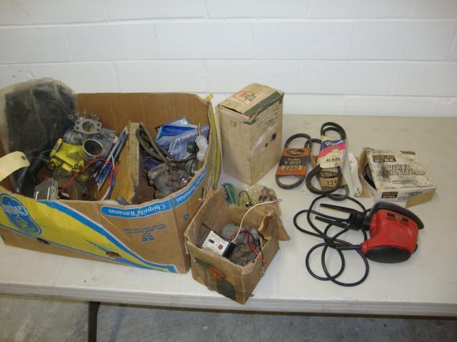 lot 113 image: Lot of Assorted, a few carburetors,...