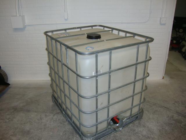 lot 15 image: Schutz 1000L (approx 275 gal) Tank ...