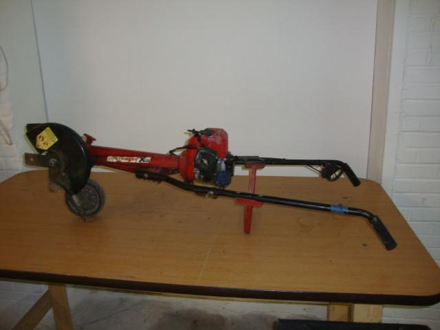 lot 60 image: Little Wonder Xtra Cart Path Edger,...