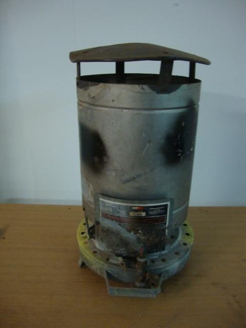 lot 68 image: Universal Model 250 Construction Pr...