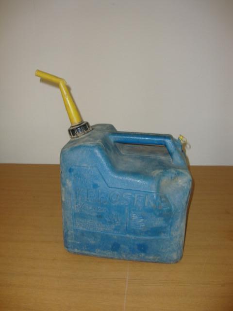 lot 99 image: 5 14 Gallon Kerosene Can, dented...