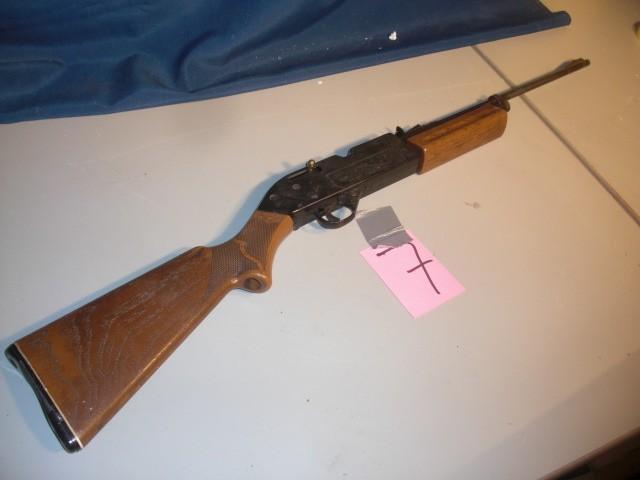 CROSMAN 760 BB Gun.. Tested and Wor...