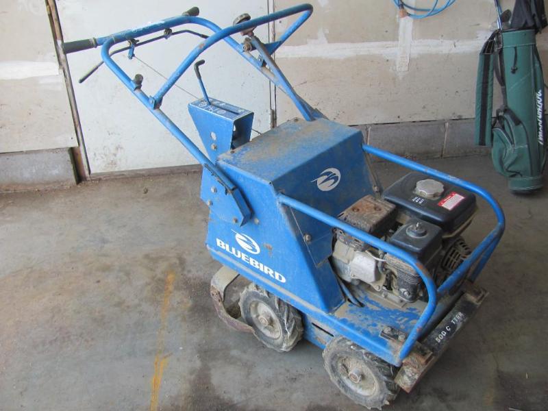 BLUEBIRD 18&quot Sod Cutter with H...