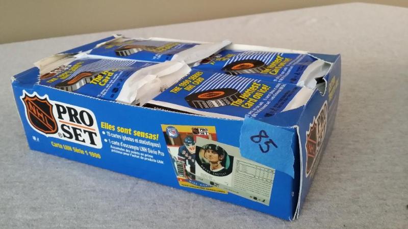 Pro Set NHL Hockey cards from 1990 ...