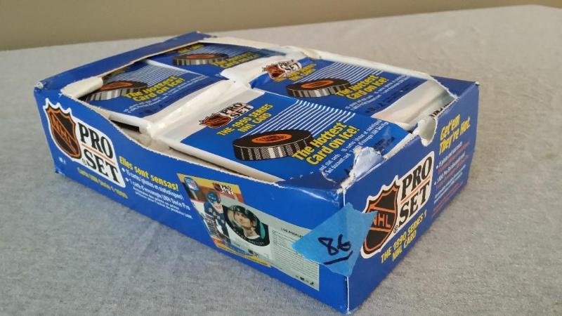 Pro Set NHL Hockey cards from 1990 ...