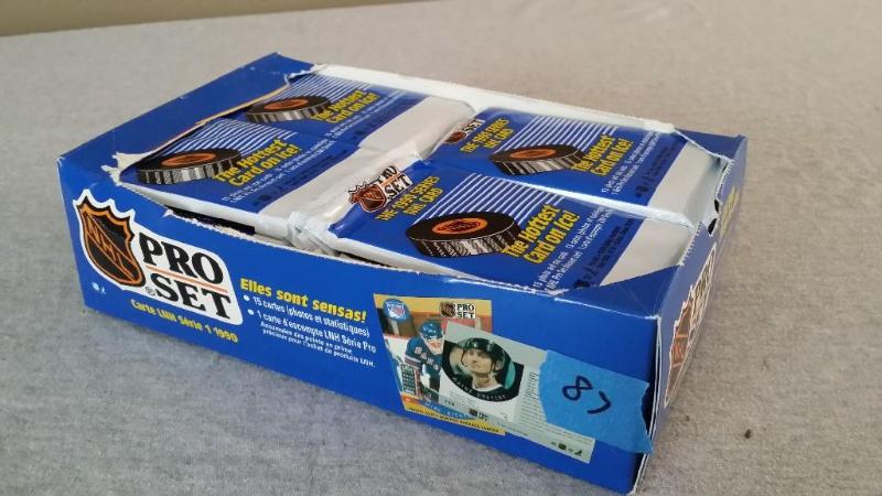 Pro Set NHL Hockey cards from 1990 ...