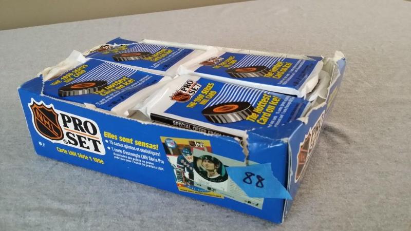 Pro Set NHL Hockey cards from 1990 ...