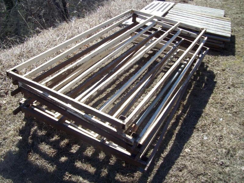 (7) 8ft&nbspSteel dock frames -No ...