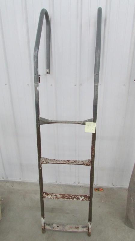 Used as a step dock ladder -Bolts t...