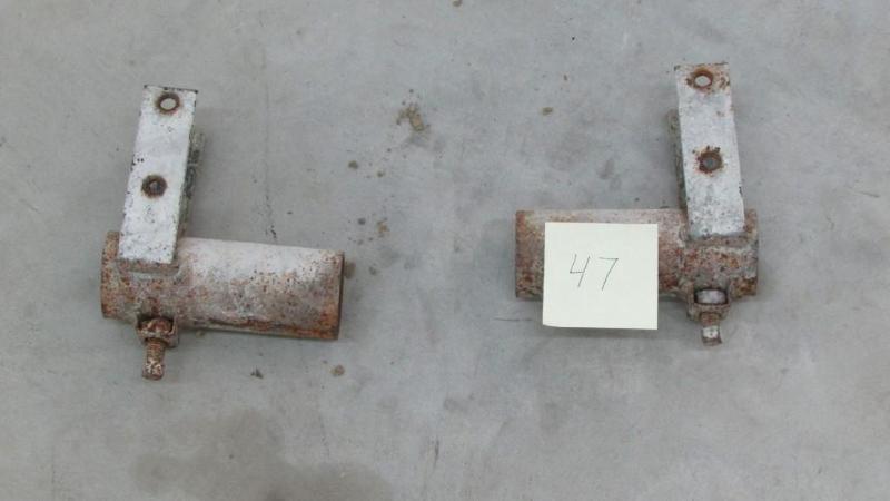 (2) Used brackets for mounts wheels...