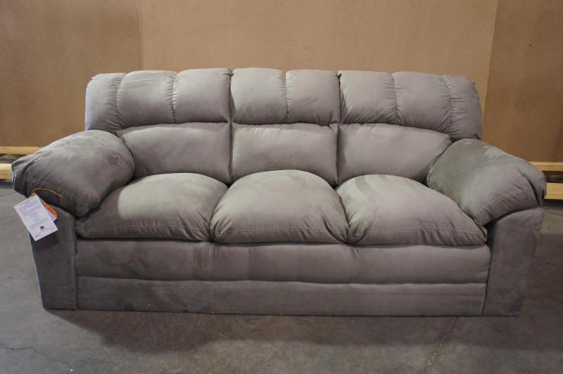 Brand New Ashley Furniture Sofa D...