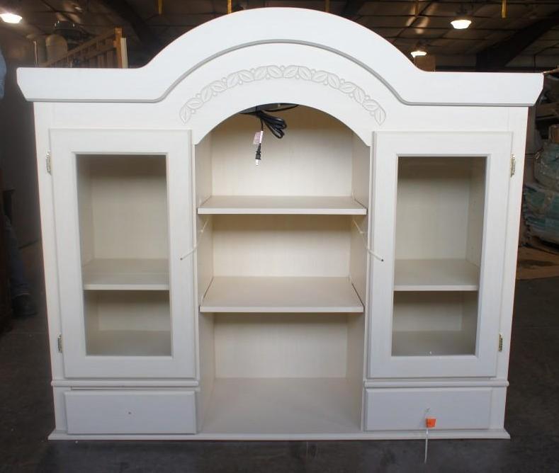 New Ashley Hutch. MSRP $1199 Color...