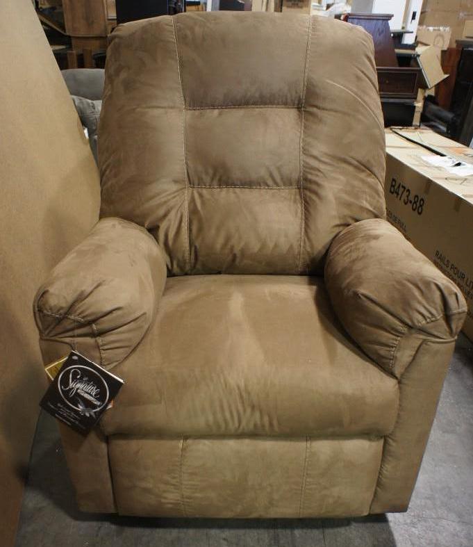 New Signature Design Recliner Taup...