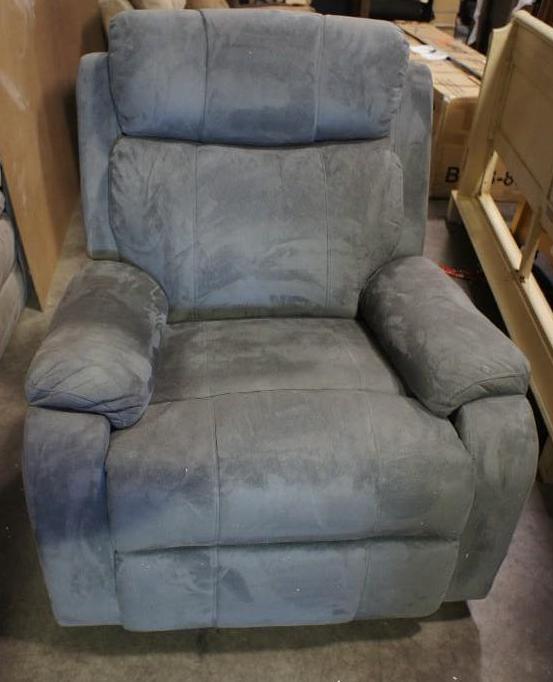 New McLeland Hamilton Plush Recline...