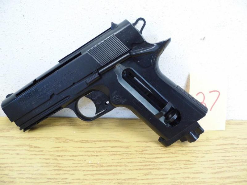 Powerline Model 15XT Co2 BB Gun wit...