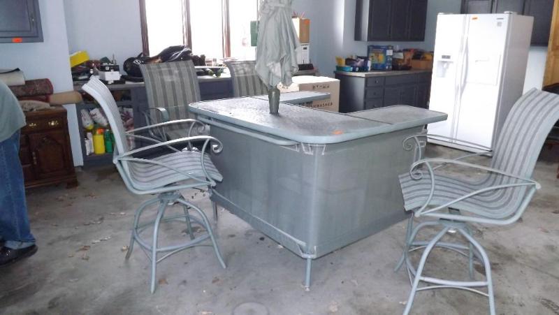 Patio Bar Set
