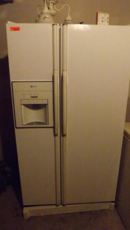 Maytag Side by Side Refrigerator, u...