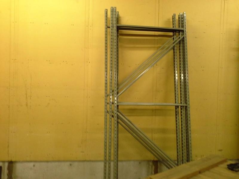 Pallet Racking Teardrop Style