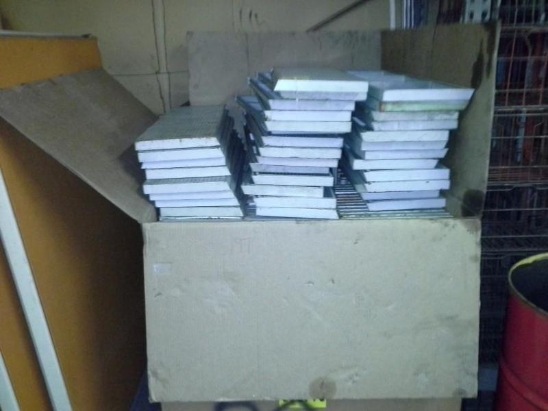 Light duty shelving,