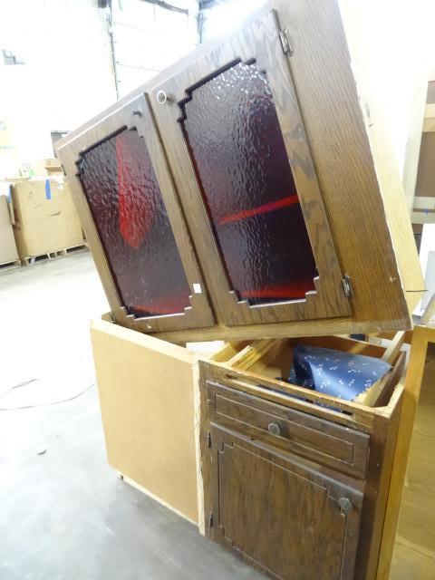 lot 11 image: 2 cabinet set...