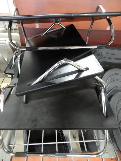 lot 117 image: 5 under desk adjustable foot rests...