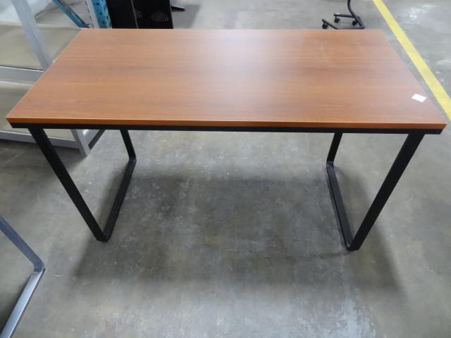 lot 184 image: 47 x 24 x 29 metal framed table...