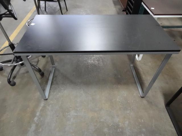 lot 185 image: 47 x 24 x 29 metal framed table...