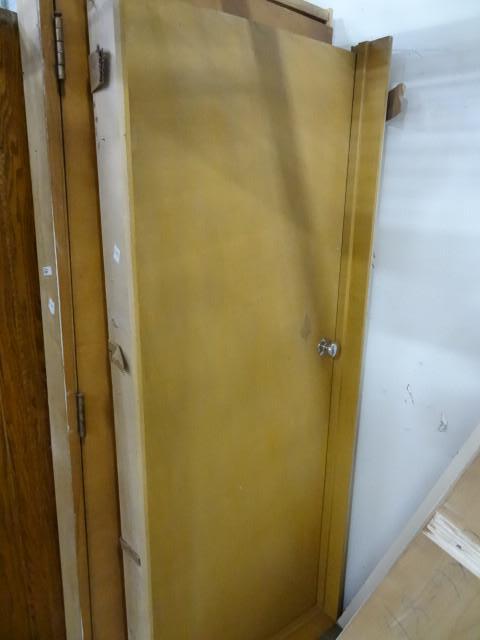 lot 208 image: 30 x 80 wood hollow door...
