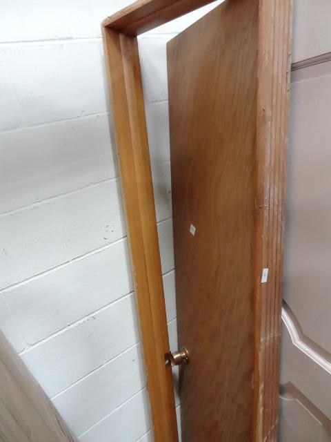 lot 216 image: 18 x 79 wood hollow core door...
