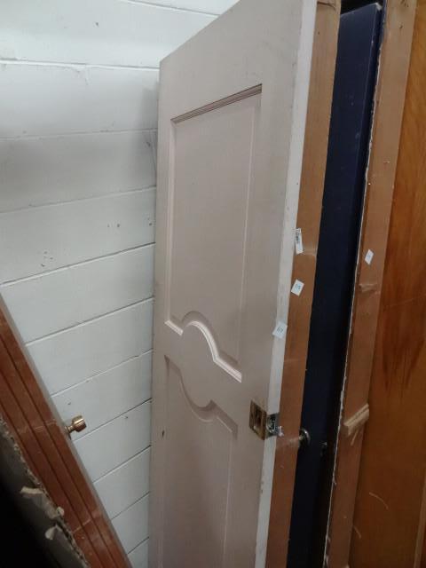 lot 217 image: 28 x 80 wood solid door...