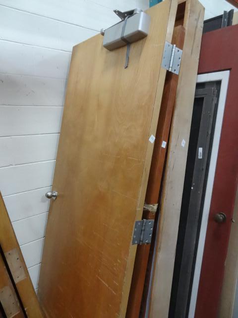 lot 222 image: 36 x 83 solid core door...